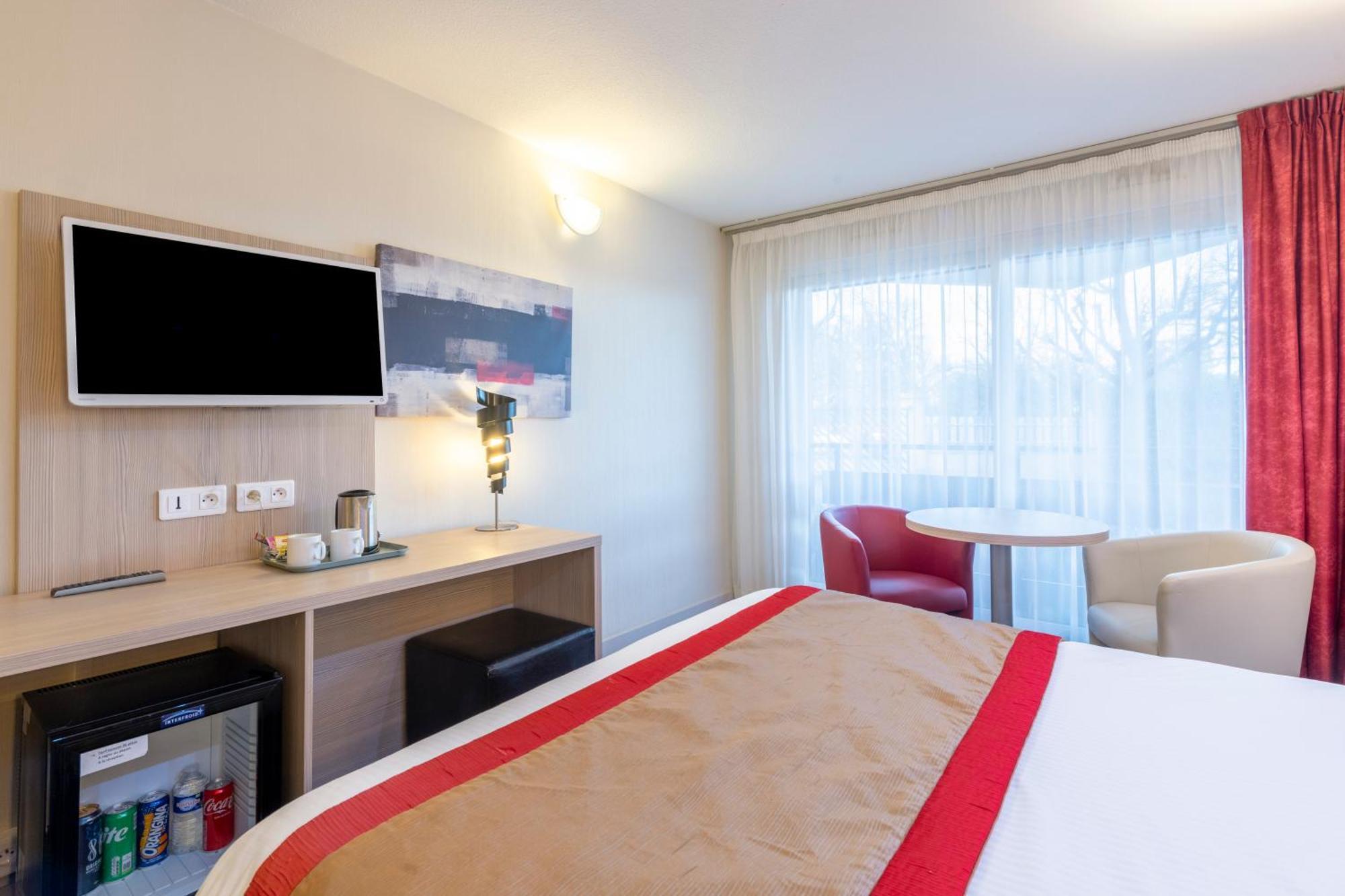 Logis Hotel Arc En Ciel 또농-레-방 객실 사진