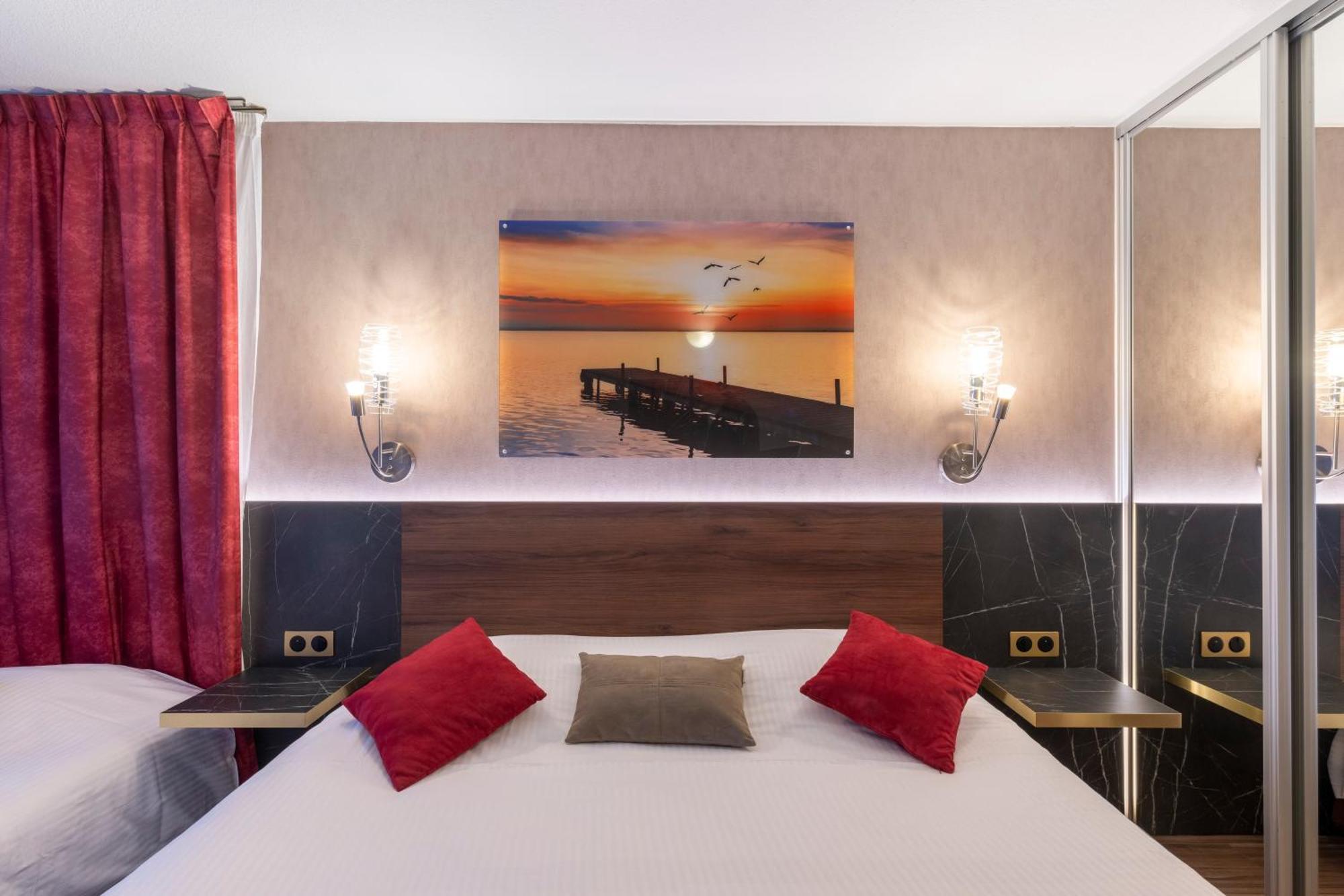 Logis Hotel Arc En Ciel 또농-레-방 객실 사진