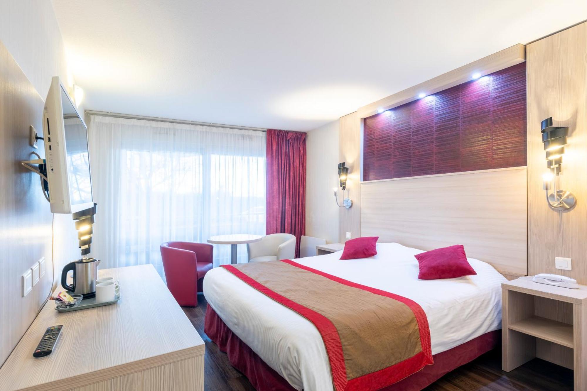 Logis Hotel Arc En Ciel 또농-레-방 외부 사진