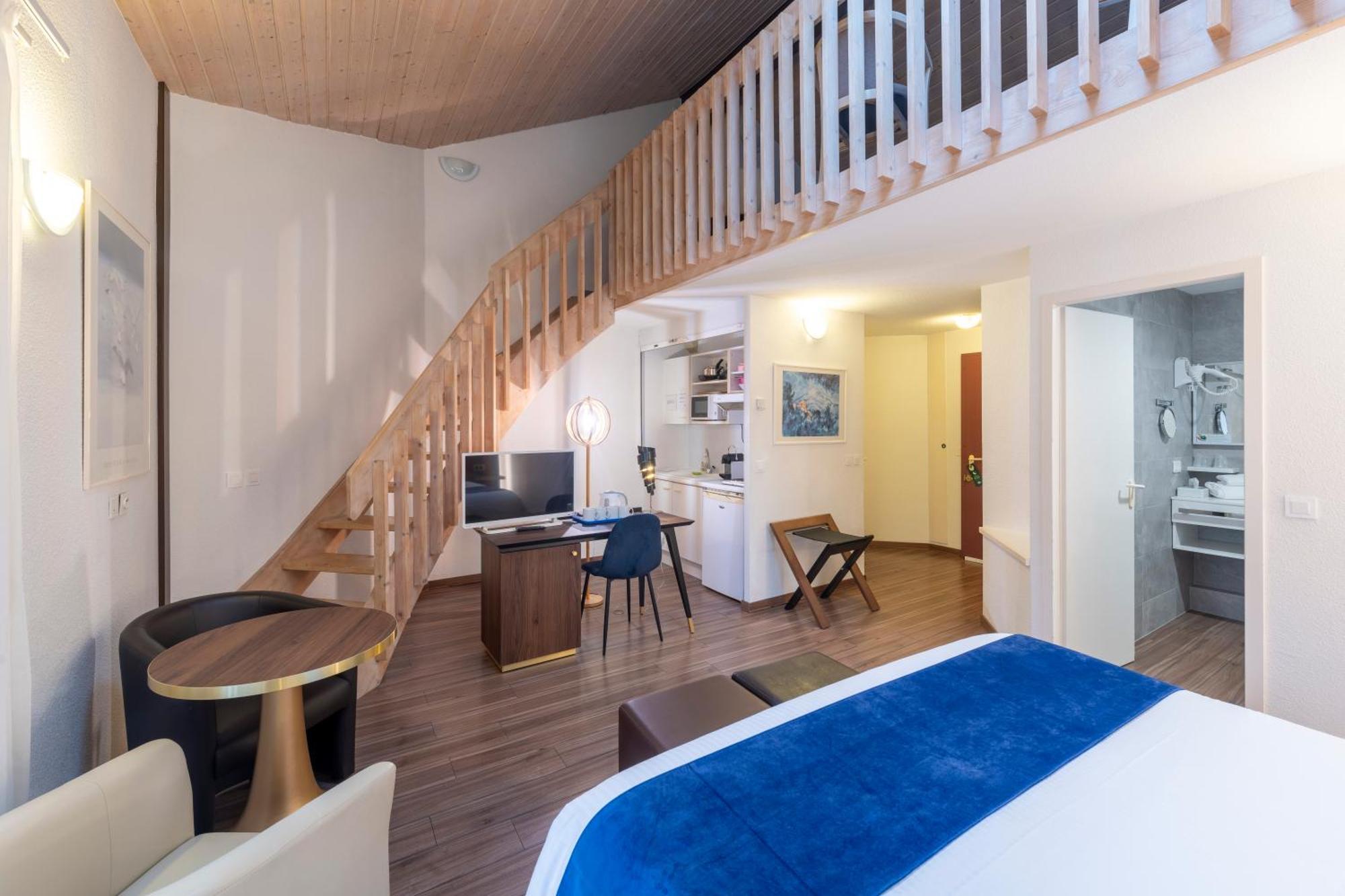 Logis Hotel Arc En Ciel 또농-레-방 외부 사진